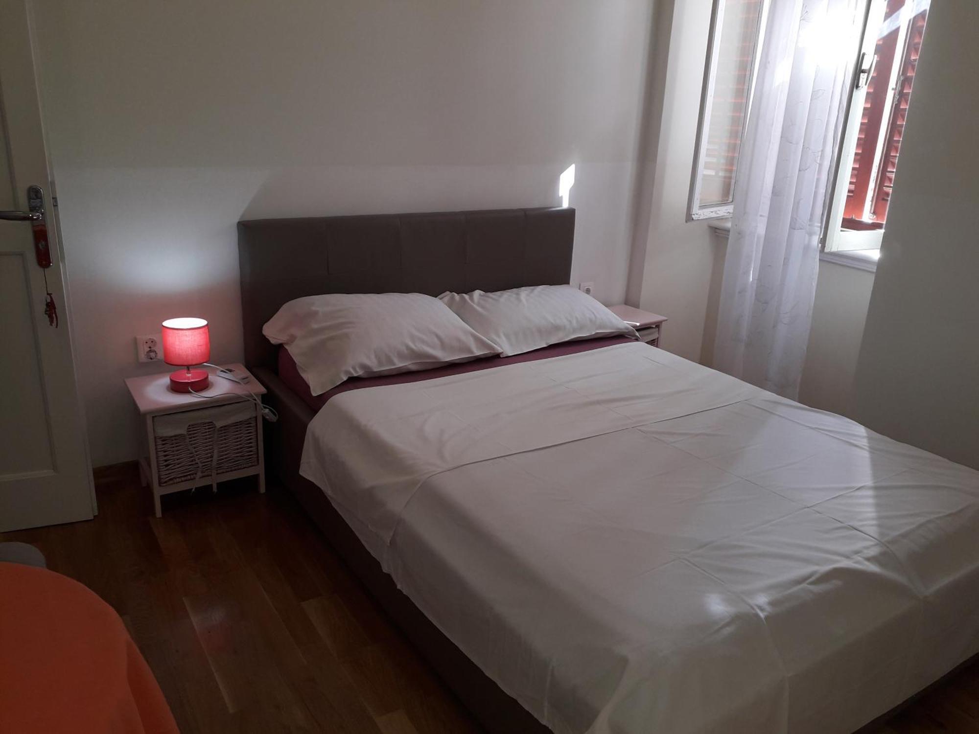 Studio On Main Pedestrian Street Apartment Pula Exterior photo